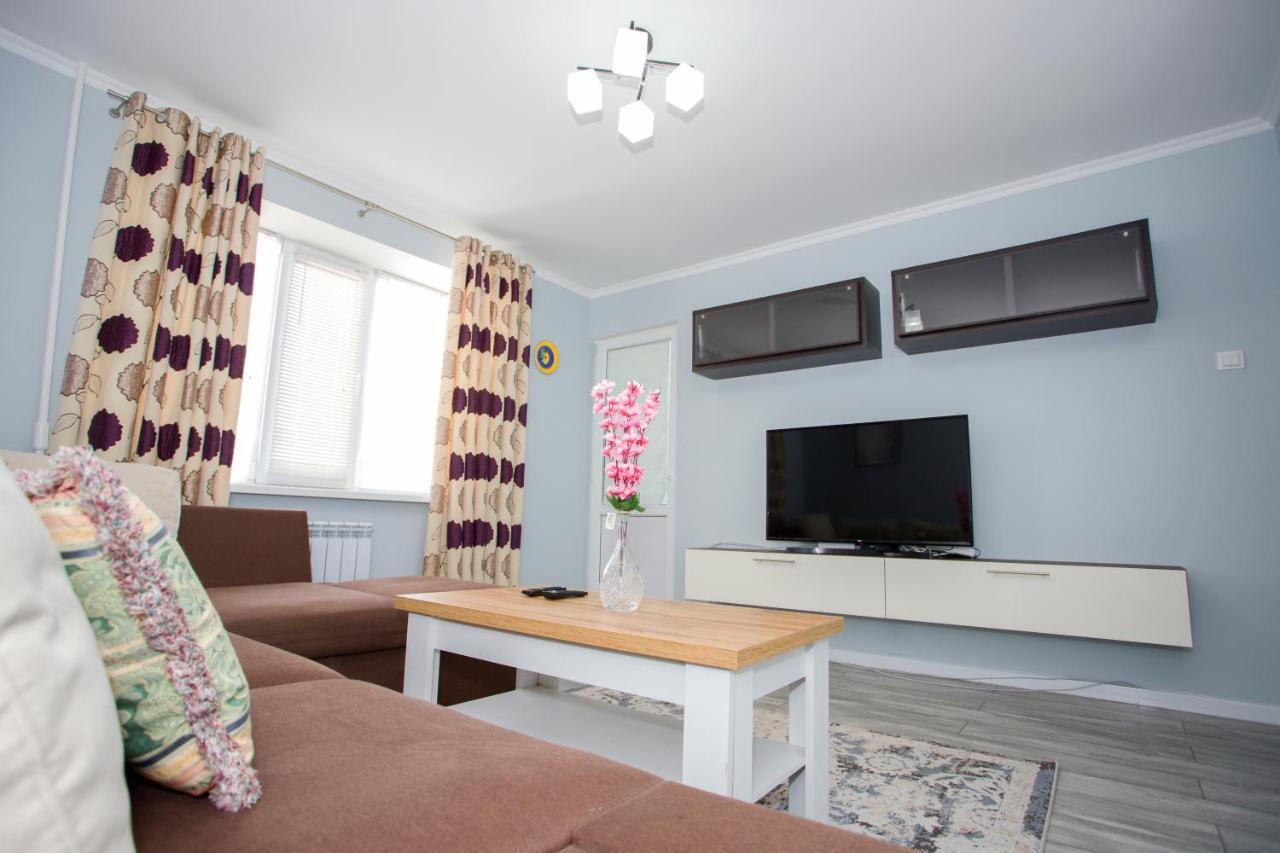 Apartament Curat Si Confortabil Str. Ismail 86 In Centrul Chisinaului Apartment Luaran gambar