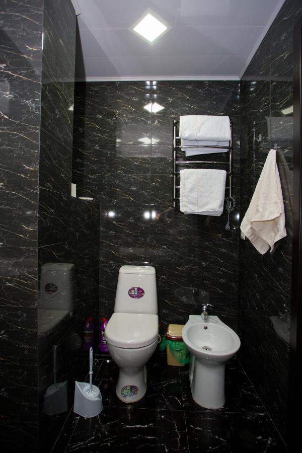 Apartament Curat Si Confortabil Str. Ismail 86 In Centrul Chisinaului Apartment Luaran gambar